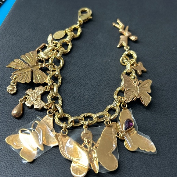 🖤NEW💕Kirks Folly charms bracelet - Picture 12 of 16